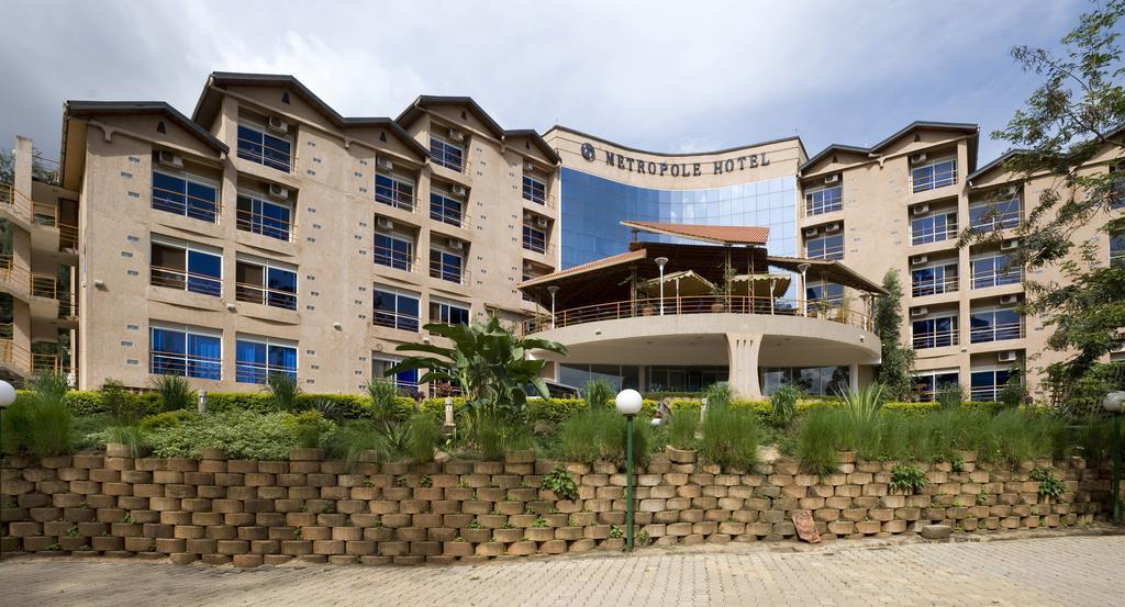 Metropole Hotel Kampala Kültér fotó